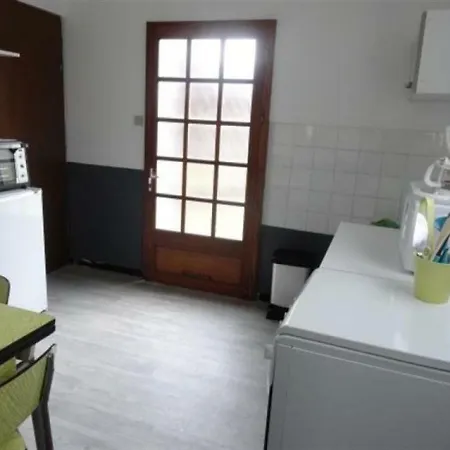 House Agreable Maisonnette Studio A Pied Des Commerces Et De La Plage Σπίτι διακοπών *